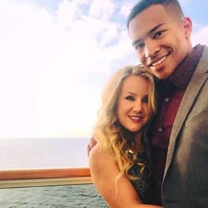 Meet your Posher, True